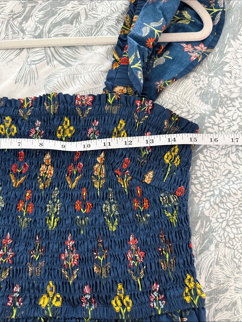 entro Navy Floral Smocked Midi Dress - Picture 9 of 10